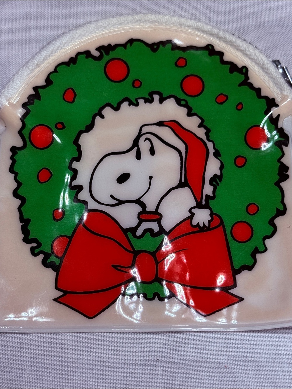 Vintage 1970s Hallmark Peanuts Snoopy Christmas Coin Purse - Rare Holiday Wreath